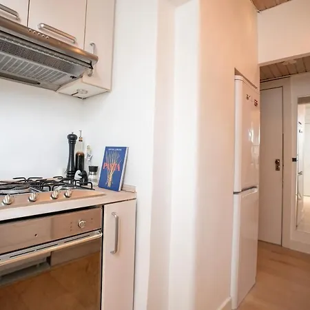 Stylish 1br Flat Next To Lakes *